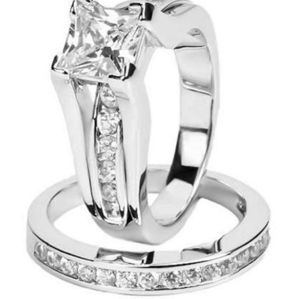 Wedding Ring - Picture 2 of 3